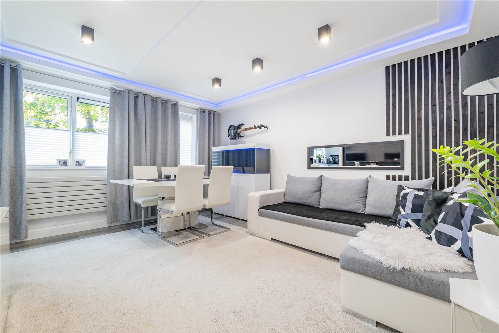 2 bed property in Longacre, Preston